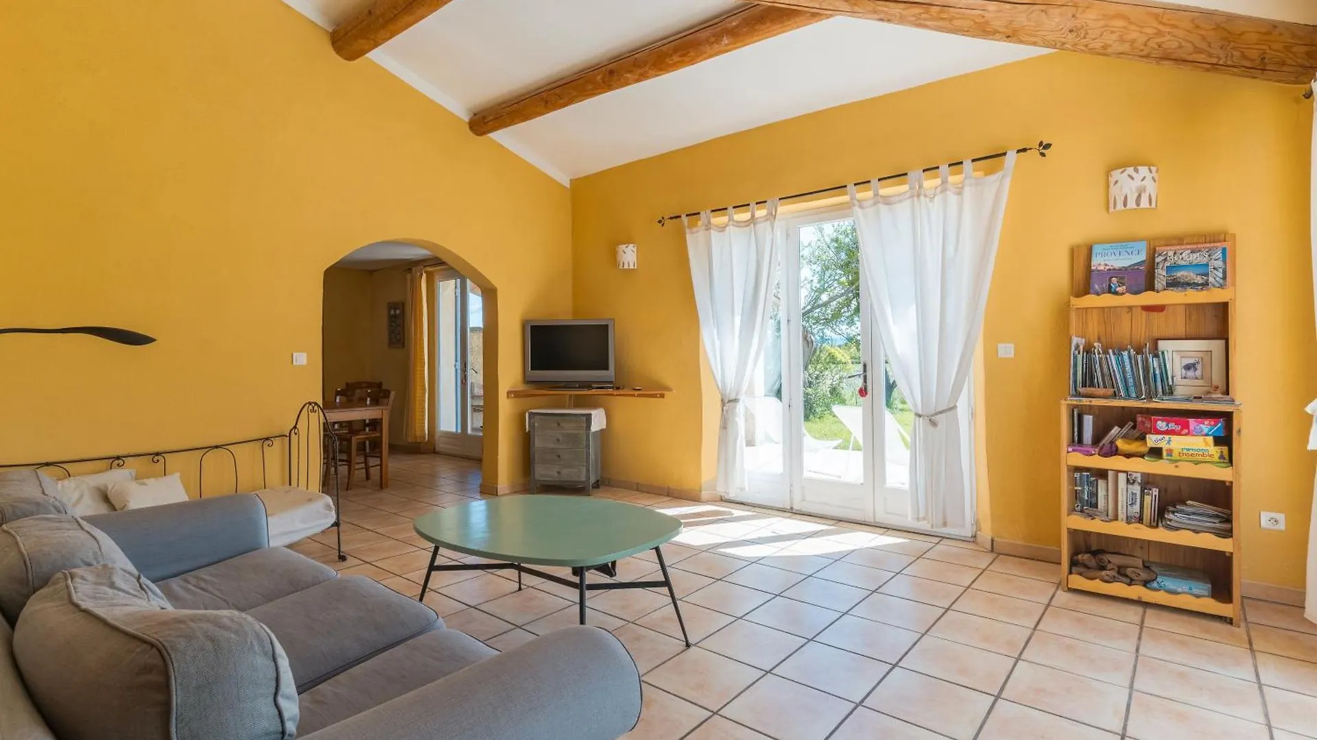 La Bellimure Saint-Christol  Holiday home Saint-Christol (Vaucluse)